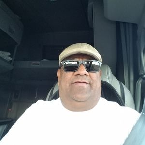 Meet your Posher, Luis